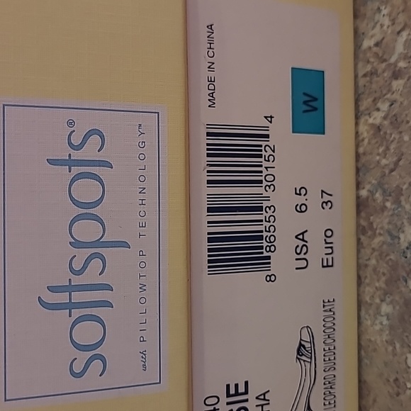 Soft spots Posie Flat in leopard print and size 6.5W - Picture 4 of 4